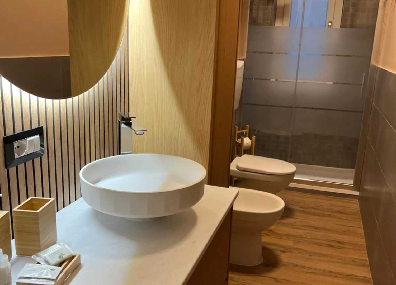 Charme And Cozy Apartment 3 Km Away From Duomo Milan Italy